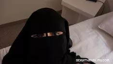 Redare Video cu starlete porno care sug pula si se fut in cur