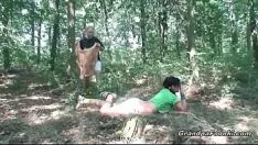 Play Futai in the forest with an old man and the nepotic of Virgin