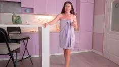 Abspielen Coole Pussies haben ihren Fitnesstrainer verführt, sie zu ficken