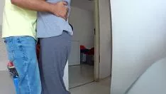 Abspielen Frühmorgens fickt dieser Mann seine Schwester viel