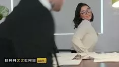 Redare Ii Baga Peofesorul Un Dildo In Cur