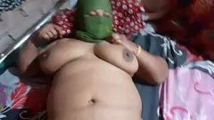Jouer Le phonesex provocateur de la belle-mère rendra votre bite rock dur