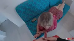 Oynat Latina Stepister Deepthroats ve Bir Cum yükü alır