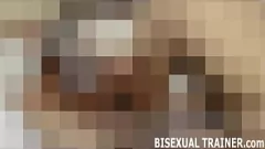 Odtwórz Biseksualna fantazja spełniona: POV Dildo gra z dominującym femme fatale