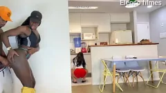 Afspelen Jeff's vriend neukt Fernanda Chocolatte terwijl Karen Oliver kijkt
