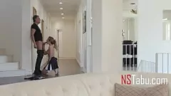 Oynat Amigo Kızın Antrenman Sonrası Yaramaz Karşılaşması